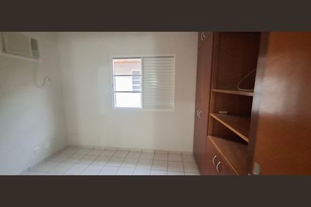 Casa de condomínio para alugar com 139m², 3 quartos e 2 vagas Casa de condomínio para alugar com 139m², 3 quartos e 2 vagasSuíte