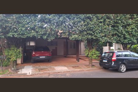 Fachada de casa de condomínio para alugar com 3 quartos, 139m² em (l-13), Ribeirão Preto