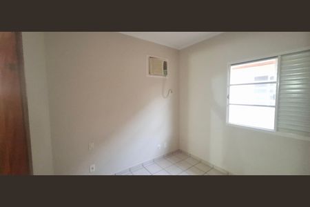 Casa de condomínio para alugar com 139m², 3 quartos e 2 vagas Casa de condomínio para alugar com 139m², 3 quartos e 2 vagasSuíte