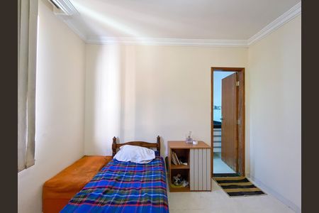 Casa à venda com 80m², 3 quartos e 1 vaga