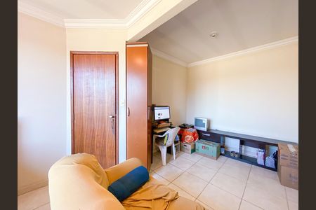 Casa à venda com 3 quartos, 80m² em Eldorado, Contagem
