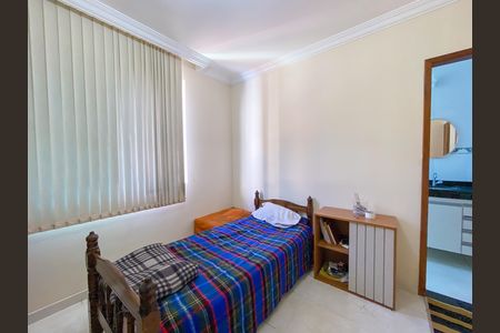 Casa à venda com 80m², 3 quartos e 1 vaga