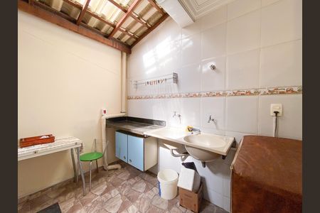 Casa à venda com 3 quartos, 80m² em Eldorado, Contagem