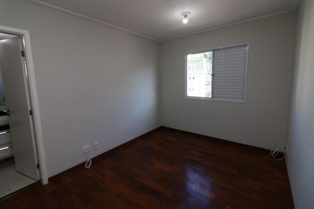 Apartamento para alugar com 117m², 3 quartos e 2 vagasSuíte 1