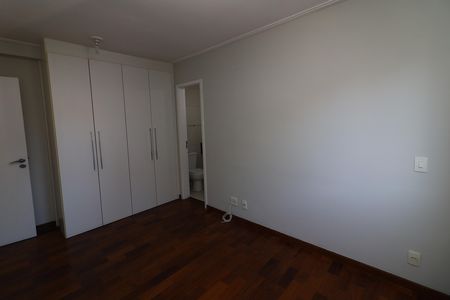 Apartamento para alugar com 117m², 3 quartos e 2 vagasSuíte 1