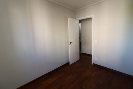 Apartamento para alugar com 117m², 3 quartos e 2 vagasQuarto 3