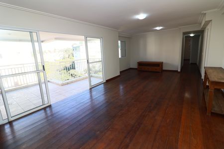 Apartamento para alugar com 3 quartos, 117m² em Cidade São Francisco, São Paulo