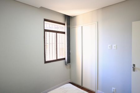 Apartamento para alugar com 59m², 2 quartos e 1 vaga Apartamento para alugar com 59m², 2 quartos e 1 vagaQuarto