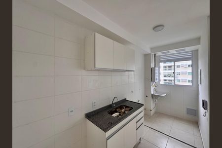 Apartamento para alugar com 43m², 2 quartos e 1 vaga Apartamento para alugar com 43m², 2 quartos e 1 vagaCozinha e Área de Serviço