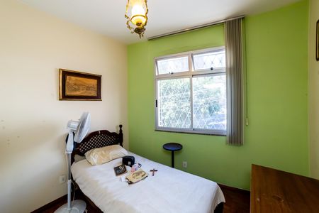 Quarto 2 de apartamento à venda com 3 quartos, 90m² em Santo Antônio, Belo Horizonte