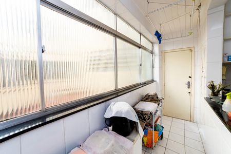 Apartamento à venda com 90m², 3 quartos e 1 vagaÁrea de Serviço