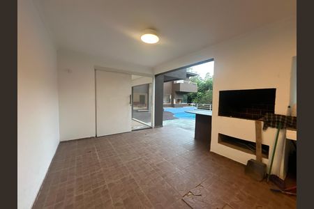 Casa de condomínio à venda com 654m², 5 quartos e 4 vagas Casa de condomínio à venda com 654m², 5 quartos e 4 vagasChurrasqueira