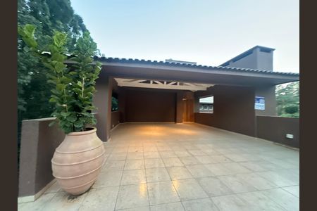 Garagem de casa de condomínio à venda com 5 quartos, 654m² em Residencial Tamboré I, Barueri