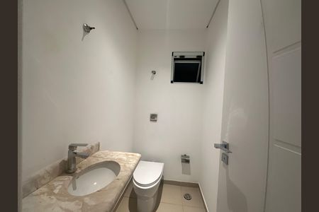 Casa de condomínio à venda com 654m², 5 quartos e 4 vagas Casa de condomínio à venda com 654m², 5 quartos e 4 vagasLavabo