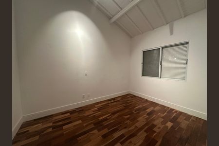 Casa de condomínio à venda com 654m², 5 quartos e 4 vagas Casa de condomínio à venda com 654m², 5 quartos e 4 vagasSuíte 2