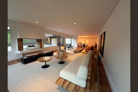 Casa de condomínio à venda com 654m², 5 quartos e 4 vagas Casa de condomínio à venda com 654m², 5 quartos e 4 vagasSala