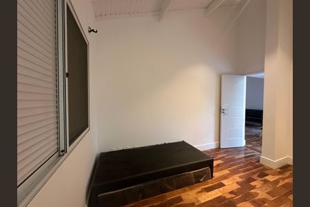 Casa de condomínio à venda com 654m², 5 quartos e 4 vagas Casa de condomínio à venda com 654m², 5 quartos e 4 vagasSuíte 1