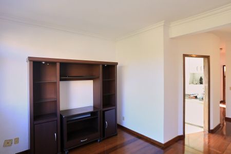 Apartamento à venda com 220m², 4 quartos e 2 vagas Apartamento à venda com 220m², 4 quartos e 2 vagasSala