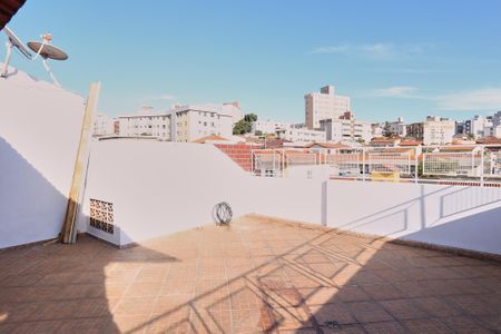 Apartamento à venda com 220m², 4 quartos e 2 vagas Apartamento à venda com 220m², 4 quartos e 2 vagasCobertura