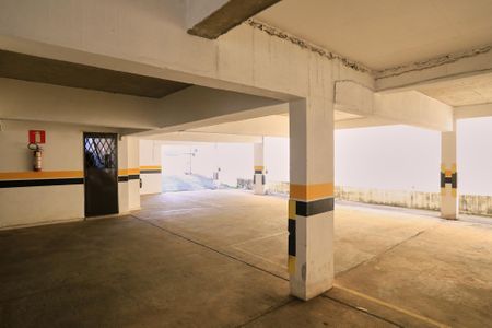Apartamento à venda com 220m², 4 quartos e 2 vagas Apartamento à venda com 220m², 4 quartos e 2 vagasGaragem