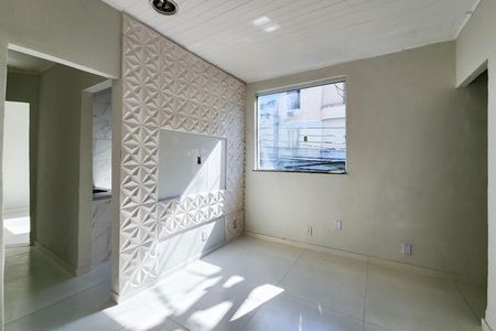 Casa à venda com 2 quartos, 70m² em Imperial de São Cristóvão, Rio de Janeiro