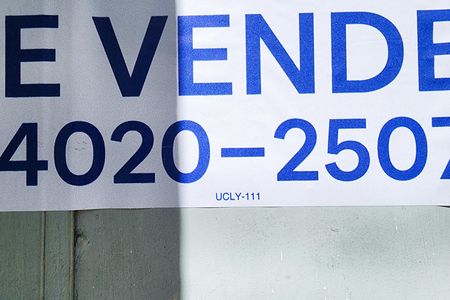 Placa UCLY-111 de casa à venda com 2 quartos, 70m² em Imperial de São Cristóvão, Rio de Janeiro