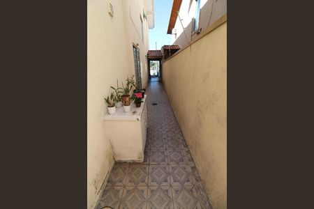 Casa para alugar com 135m², 3 quartos e 2 vagasCorredor