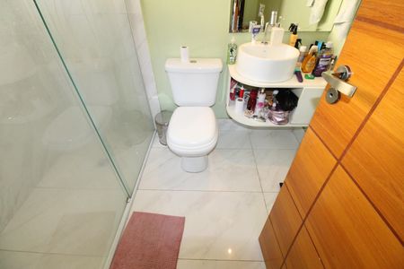 Casa para alugar com 135m², 3 quartos e 2 vagasBanheiro da Suíte