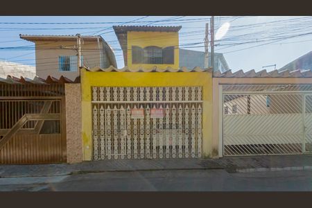 Fachada de casa à venda com 3 quartos, 150m² em Jardim Santo Onofre, São Paulo