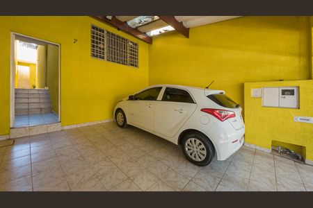 Garagem de casa à venda com 3 quartos, 150m² em Jardim Santo Onofre, São Paulo