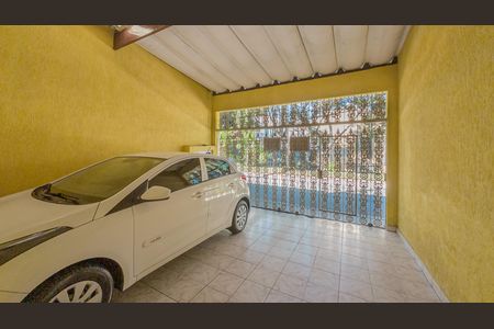 Garagem de casa à venda com 3 quartos, 150m² em Jardim Santo Onofre, São Paulo