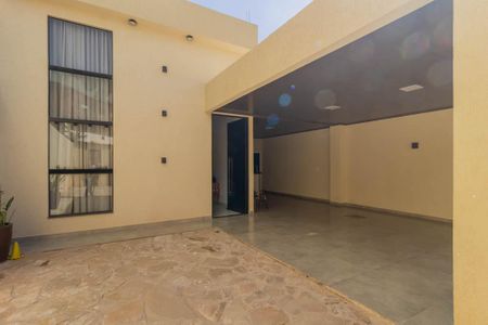 Casa à venda com 540m², 5 quartos e 5 vagas