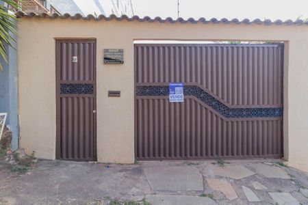 Casa à venda com 540m², 5 quartos e 5 vagas