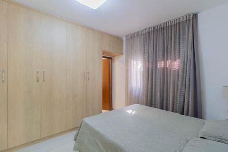 Casa à venda com 540m², 5 quartos e 5 vagas