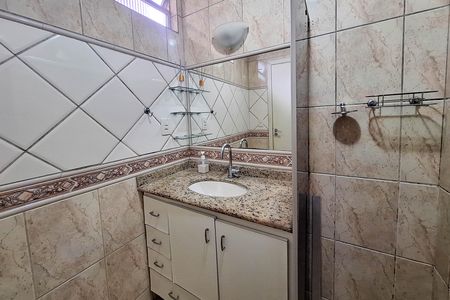 Apartamento à venda com 58m², 2 quartos e sem vaga Apartamento à venda com 58m², 2 quartos e sem vagaBanheiro