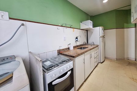 Apartamento à venda com 58m², 2 quartos e sem vaga Apartamento à venda com 58m², 2 quartos e sem vagaCozinha