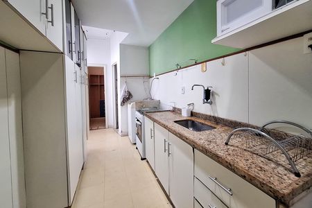 Apartamento à venda com 58m², 2 quartos e sem vaga Apartamento à venda com 58m², 2 quartos e sem vagaCozinha