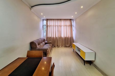 Apartamento à venda com 58m², 2 quartos e sem vaga Apartamento à venda com 58m², 2 quartos e sem vagaSala
