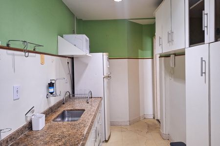 Apartamento à venda com 58m², 2 quartos e sem vaga Apartamento à venda com 58m², 2 quartos e sem vagaCozinha