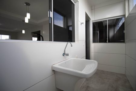 Apartamento para alugar com 80m², 2 quartos e 1 vaga Apartamento para alugar com 80m², 2 quartos e 1 vagaÁrea de Serviço