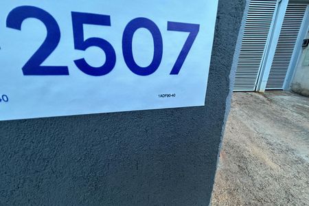 Placa de apartamento para alugar com 2 quartos, 80m² em Vicente Pires, Brasília