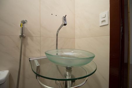 Apartamento para alugar com 80m², 2 quartos e 1 vaga Apartamento para alugar com 80m², 2 quartos e 1 vagaBanheiro da Suíte 1