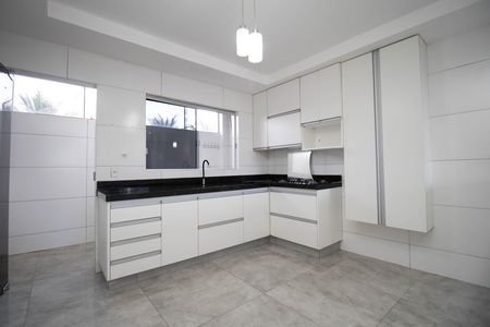 Cozinha de apartamento para alugar com 2 quartos, 80m² em Vicente Pires, Brasília