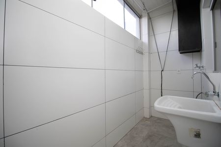 Apartamento para alugar com 80m², 2 quartos e 1 vaga Apartamento para alugar com 80m², 2 quartos e 1 vagaÁrea de Serviço