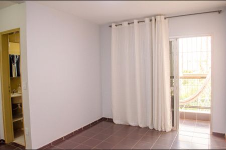 Apartamento para alugar com 2 quartos, 56m² em Setor Negrão de Lima, Goiânia