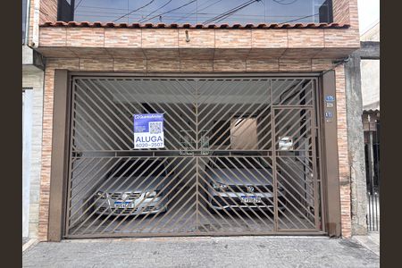 Fachada de casa para alugar com 1 quarto, 80m² em Jardim Presidente Dutra, Guarulhos