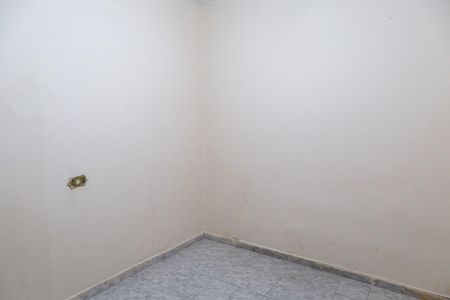 Quarto de casa para alugar com 1 quarto, 80m² em Jardim Presidente Dutra, Guarulhos