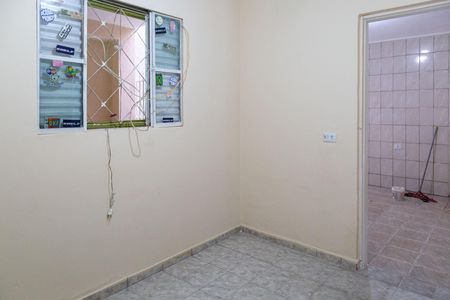 Quarto de casa para alugar com 1 quarto, 80m² em Jardim Presidente Dutra, Guarulhos