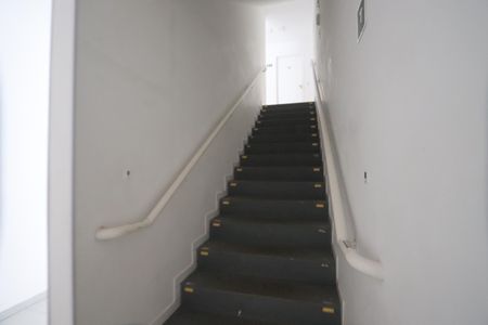 Apartamento para alugar com 49m², 2 quartos e 1 vagaEscadas