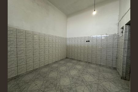 Quarto de casa para alugar com 1 quarto, 50m² em Jardim Julio, Barueri
